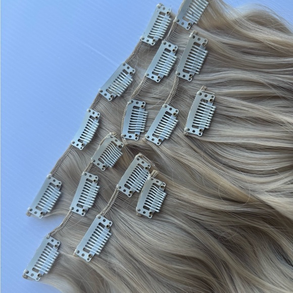 Blonde Hair Extensions - Picture 4 of 5